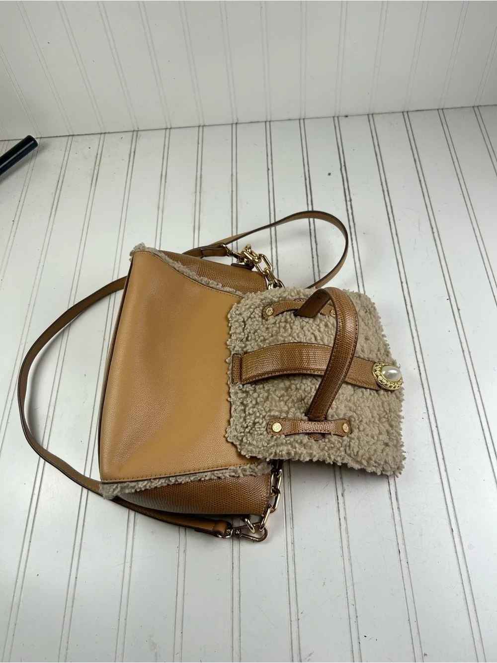 Anne Klein Vintage Y2K Mixed Media Sherpa Crossbody Satchel Brown Pearl Accent - Picture 5 of 15
